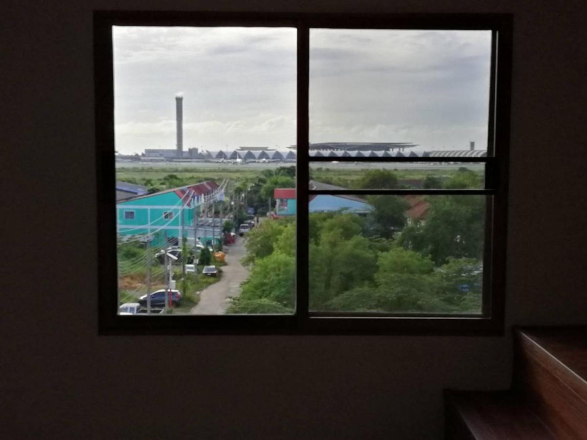 Happy Home Hostel Банкок Екстериор снимка