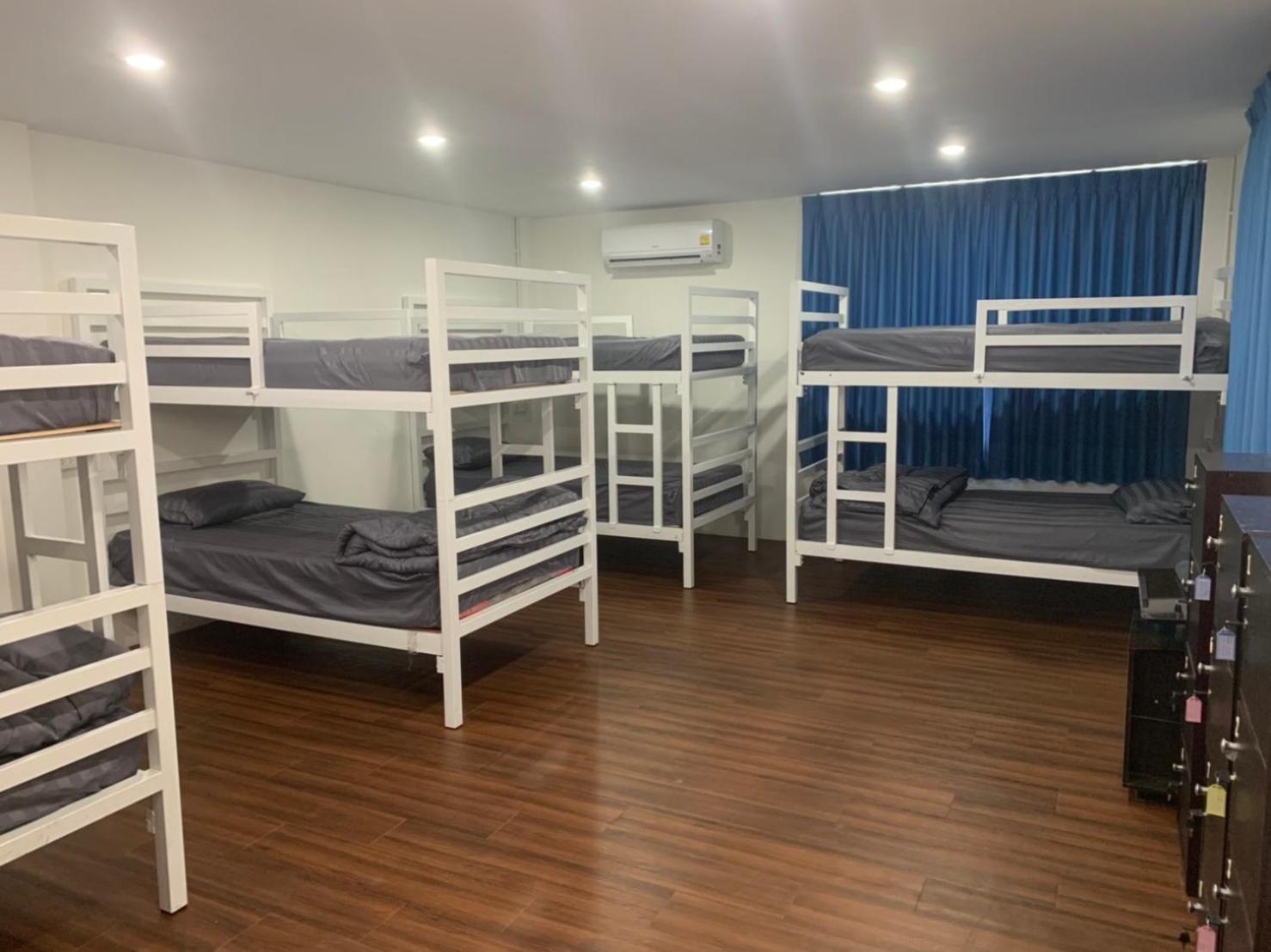 Happy Home Hostel Банкок Стая снимка